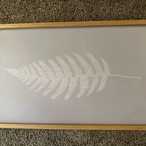 White and Gray Leaf Art & Decals Wall Decor